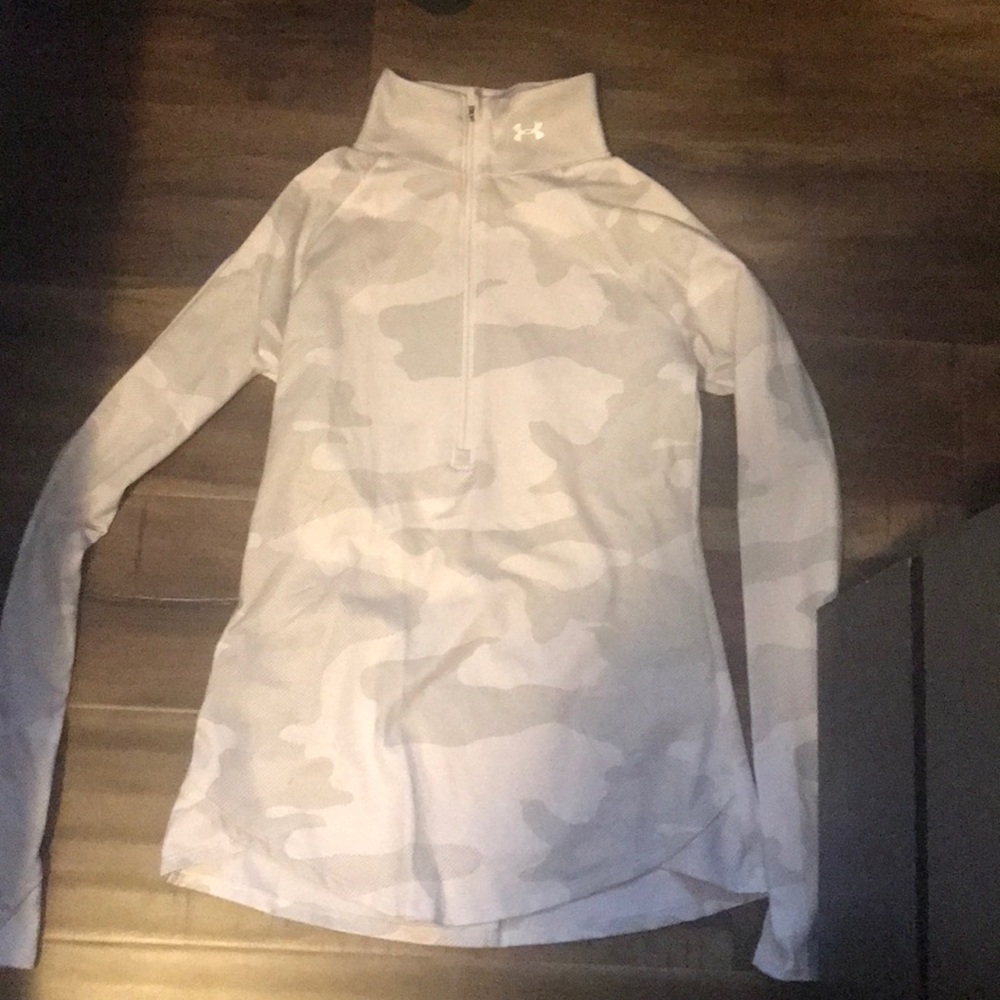 Under armor pullover